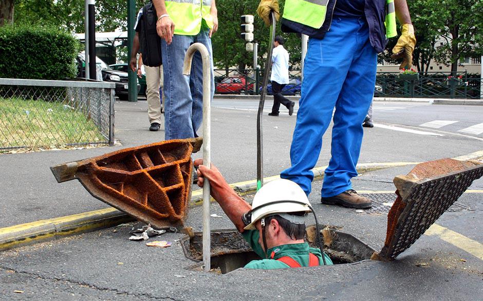 déboucher canalisations wc Évry